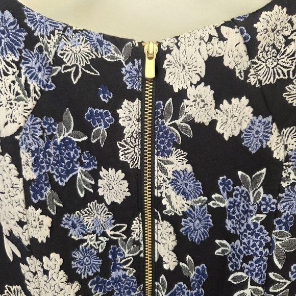 H&M Blue and Silver Sheath Mini Dress Sleeveless Crew Neck Cocktail Size 4 - Picture 4 of 6